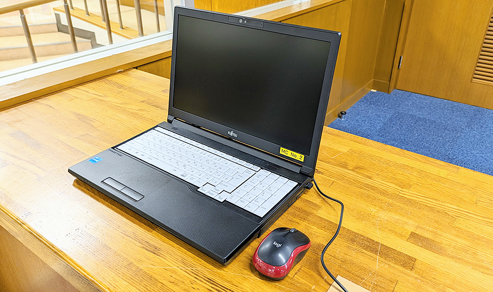 蔵書検索パソコン